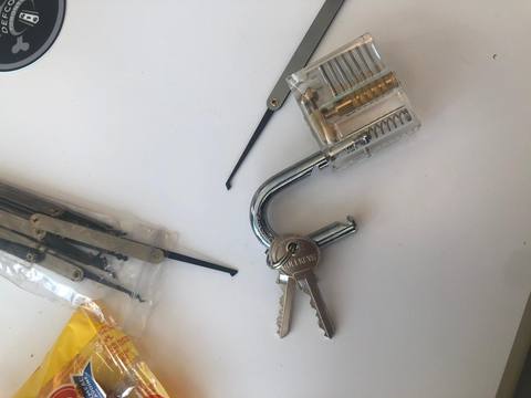 DC416 Physical Security Workshop with Lock Bypass Village, photo 2